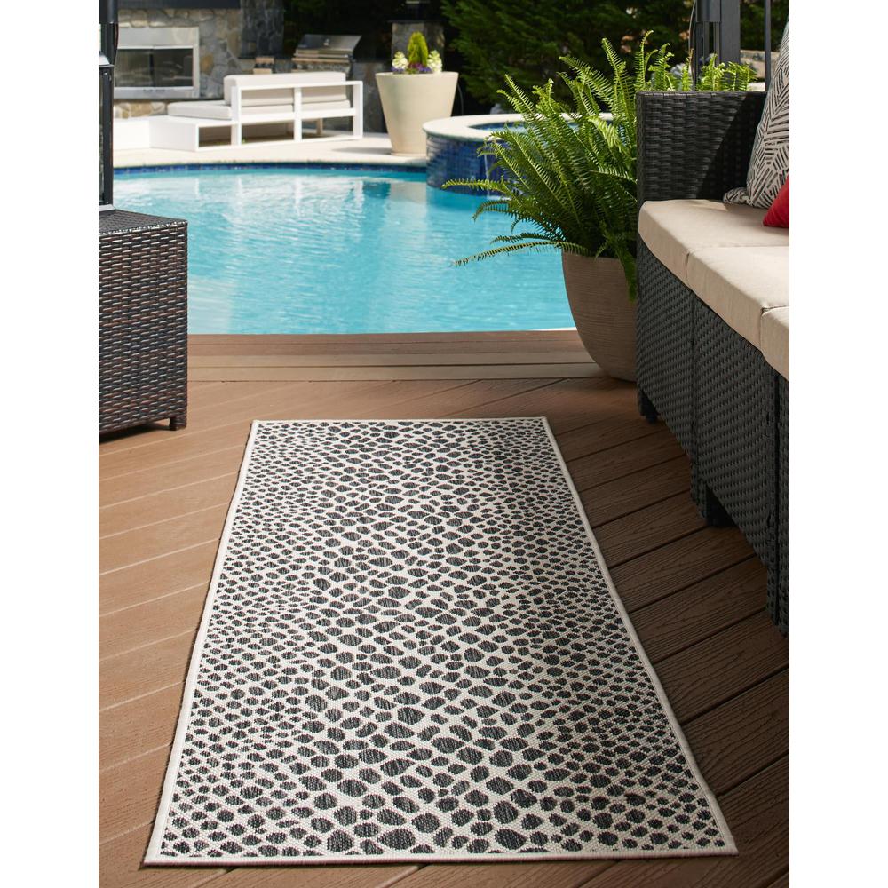 Jill Zarin Outdoor Collection, Area Rug, Black, 2' 0" x 6' 0", Runner. Picture 3