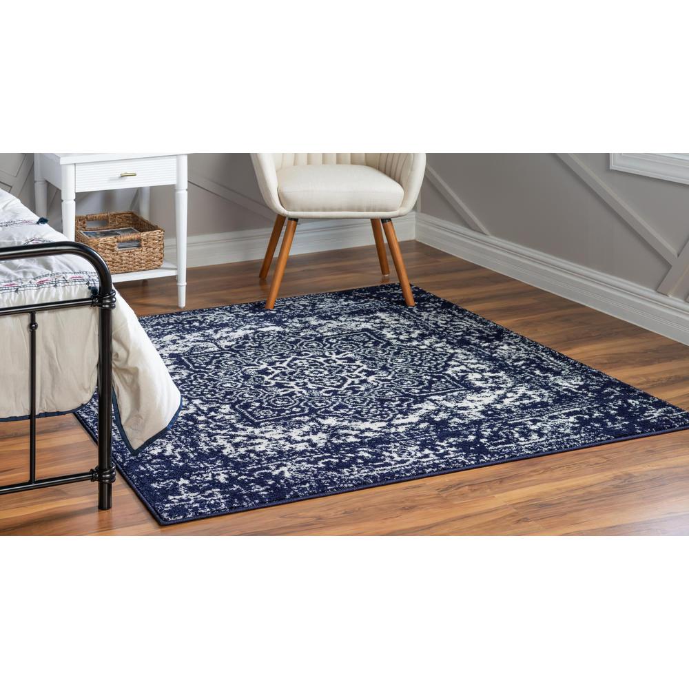 Unique Loom 5 Ft Square Rug in Navy Blue (3150336). Picture 3