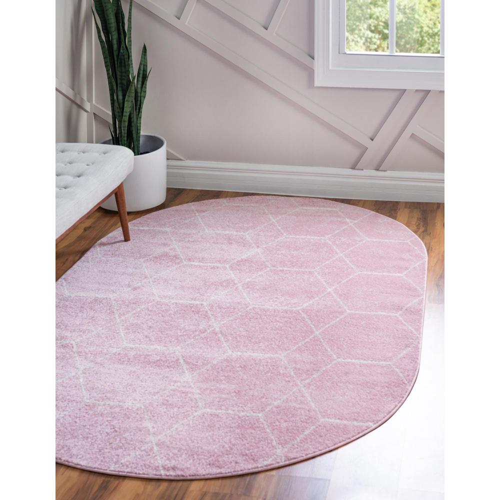 Unique Loom 4x6 Oval Rug in Light Pink (3151605). Picture 2