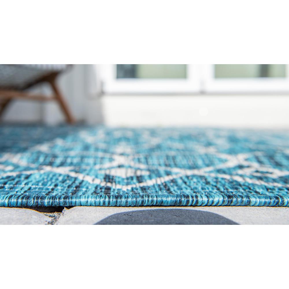 Unique Loom 5 Ft Round Rug in Teal (3159505). Picture 5