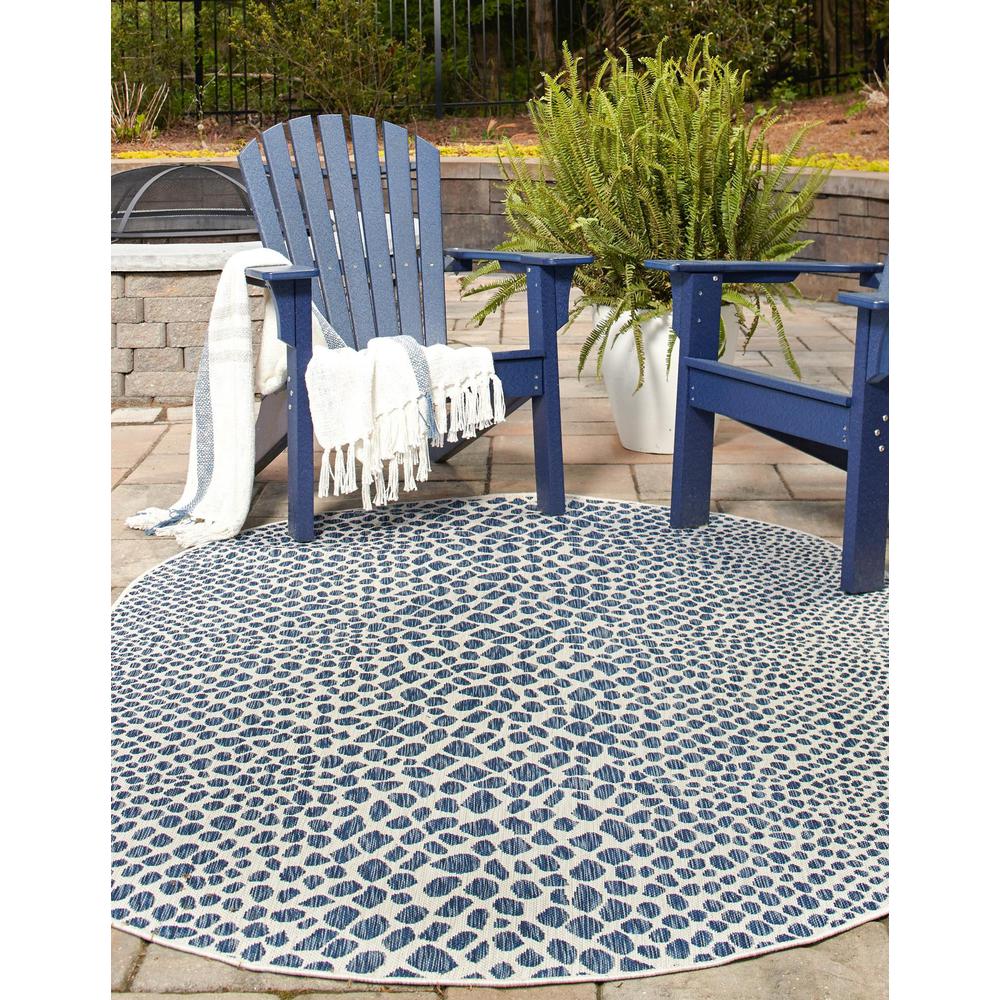Jill Zarin Outdoor Cape Town Area Rug 5' 3" x 8' 0", Oval Blue. Picture 3