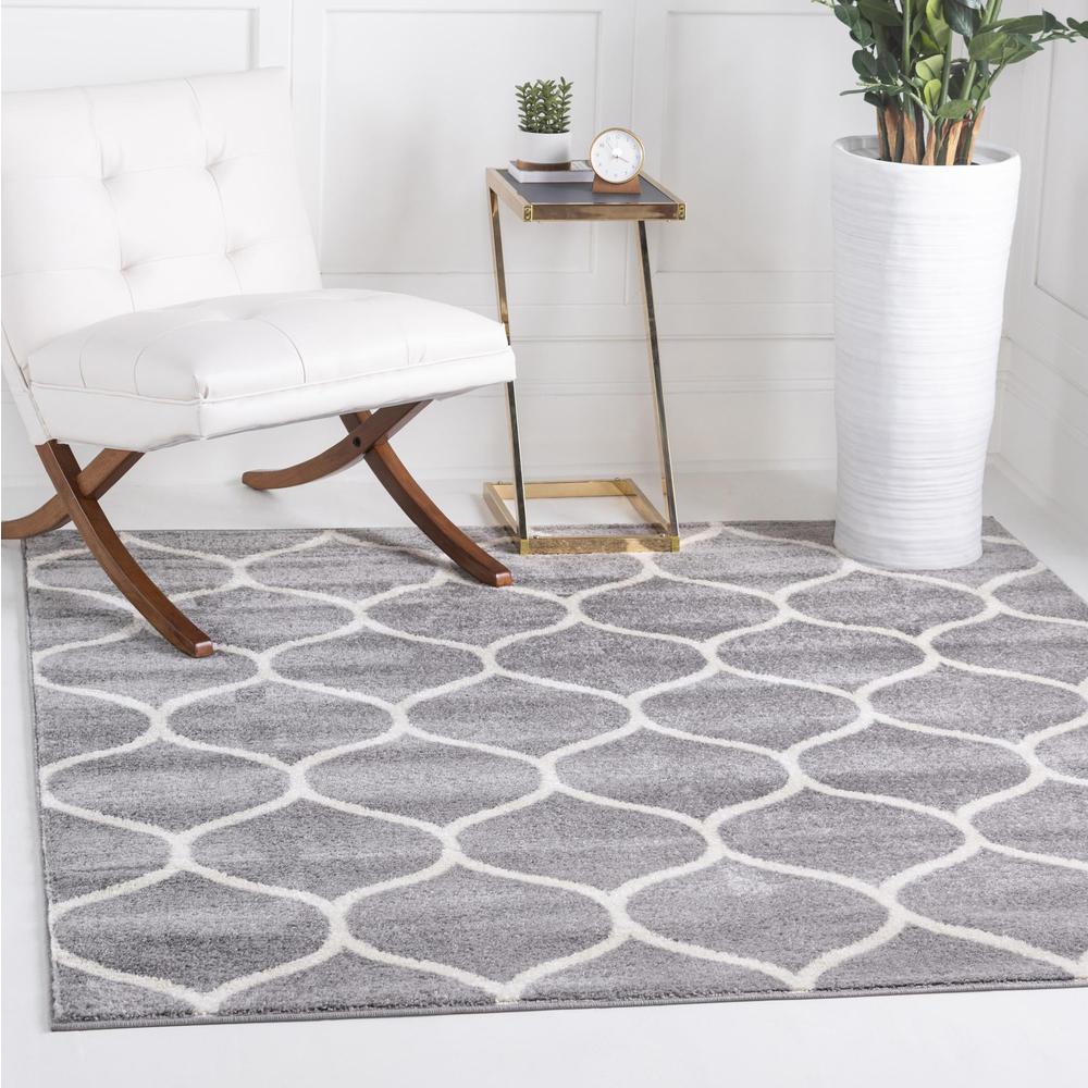 Unique Loom 4 Ft Square Rug in Light Gray (3151577). Picture 2