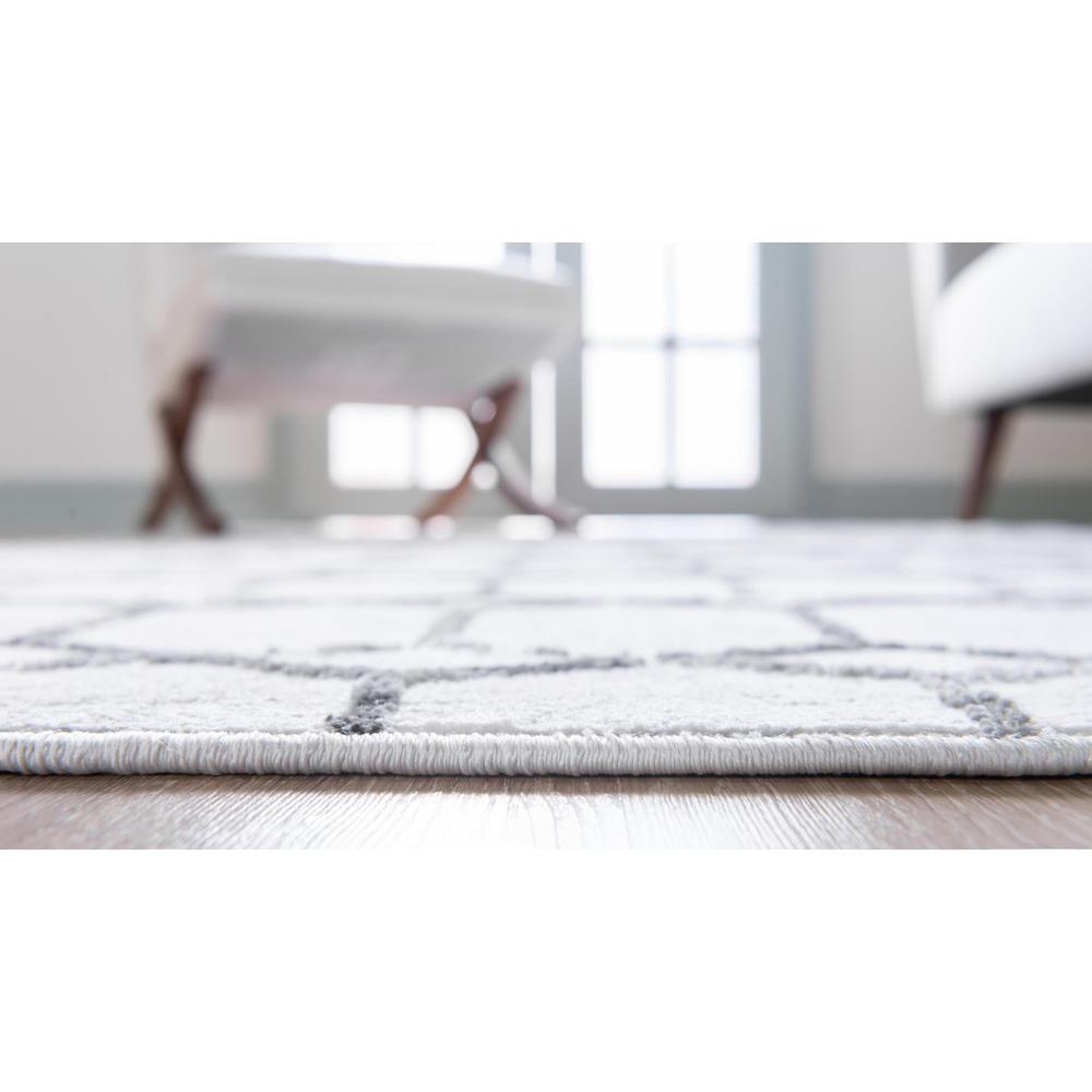 Unique Loom 8 Ft Round Rug in Ivory (3148912). Picture 5