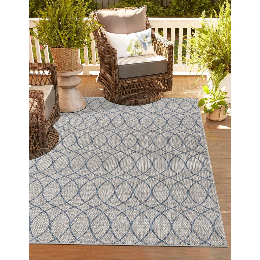 Outdoor Trellis Collection, Area Rug, Gray Blue, 5' 3" x 7' 10", Rectangular. Picture 2
