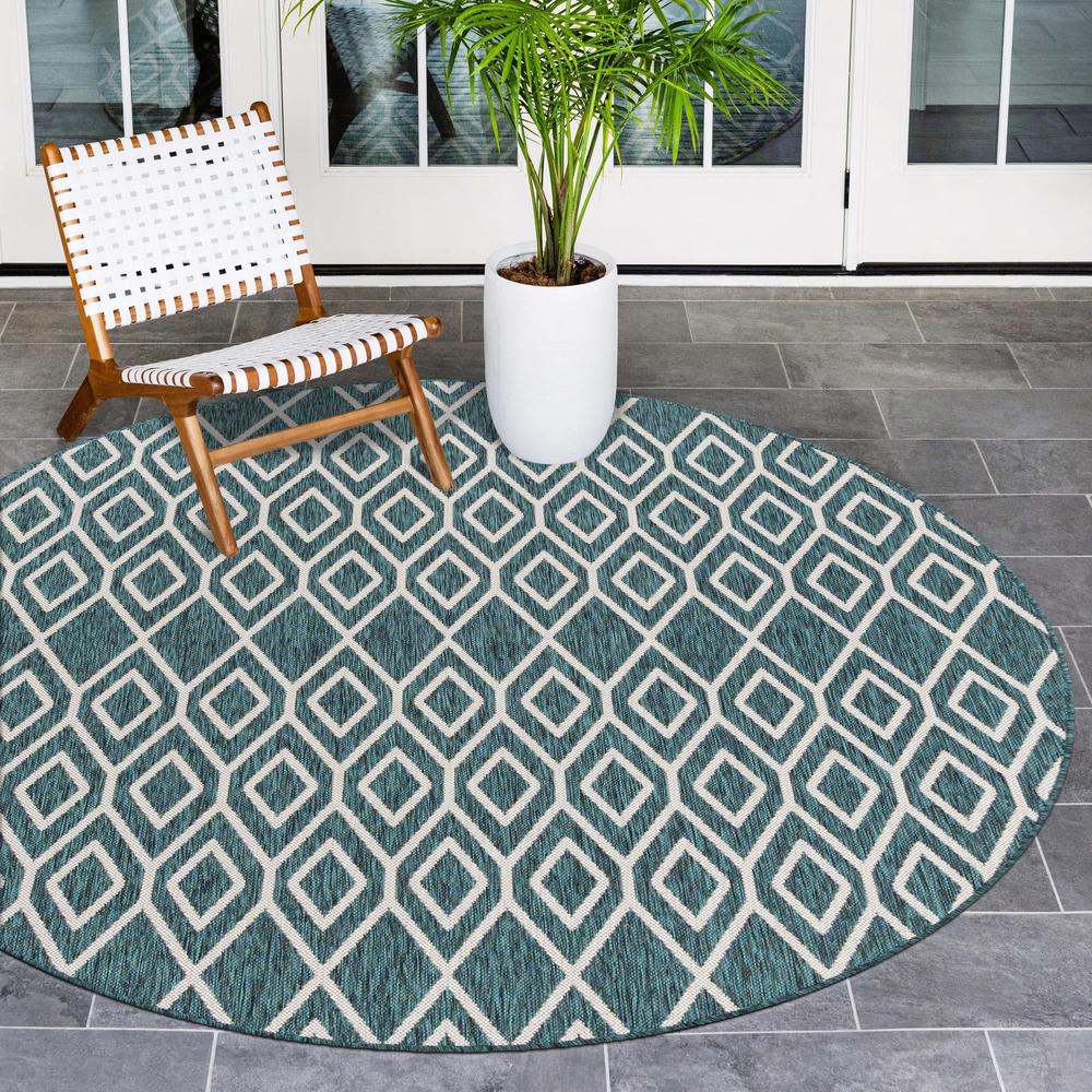 Jill Zarin Outdoor Turks and Caicos Area Rug 6' 7" x 6' 7", Round Teal. Picture 2
