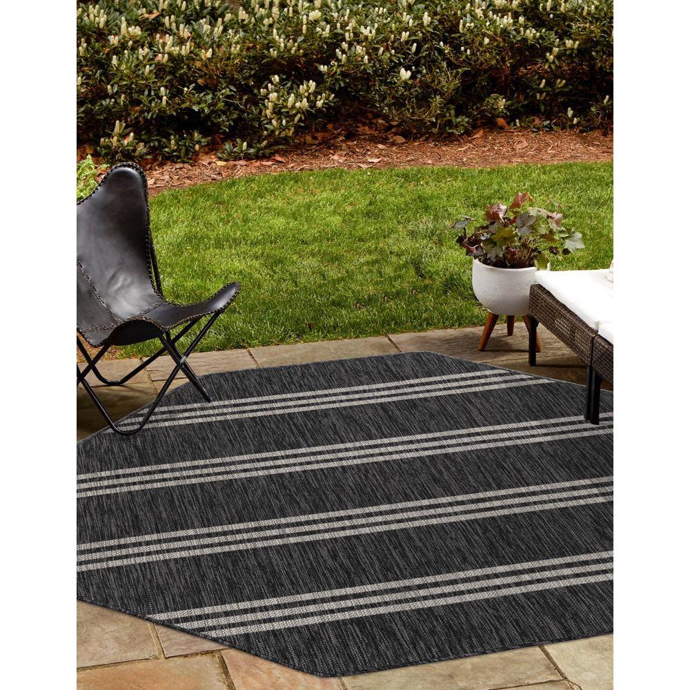 Jill Zarin Outdoor Anguilla Area Rug 4' 1" x 4' 1", Octagon Charcoal. Picture 2