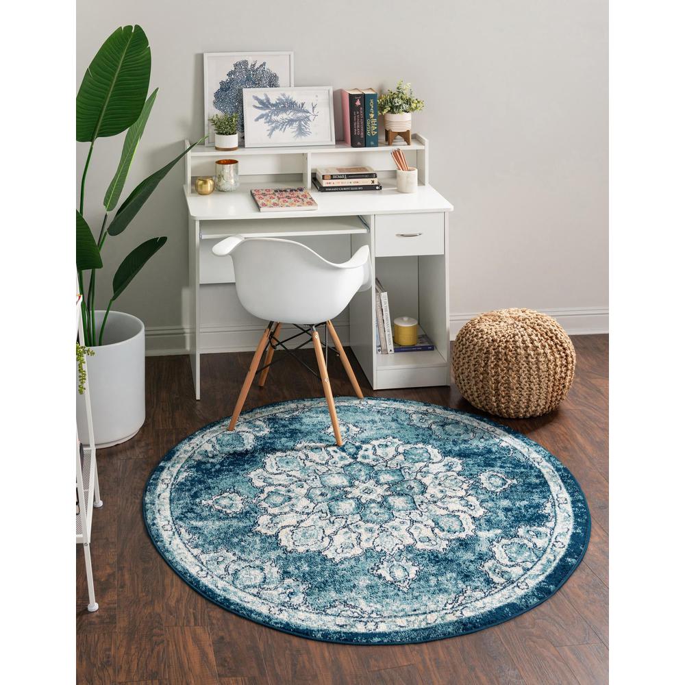 Unique Loom 5 Ft Round Rug in Blue (3158638). Picture 2