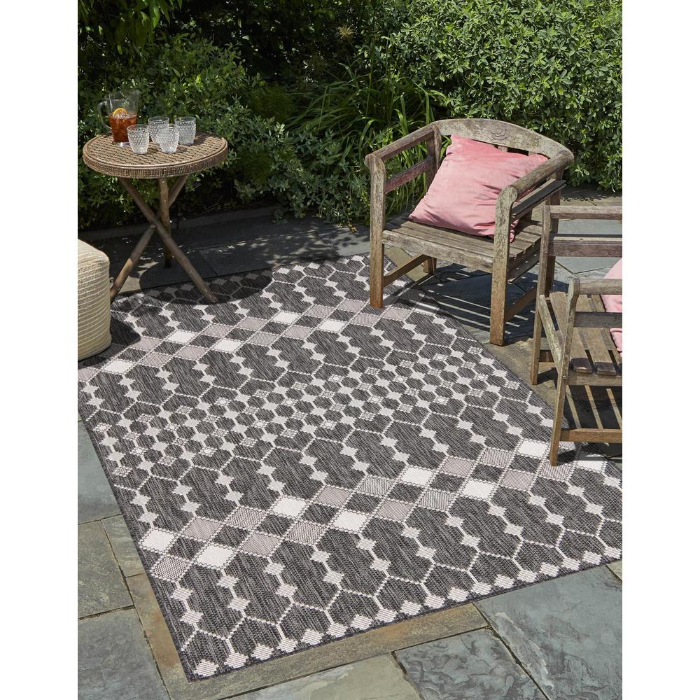 Outdoor Trellis Collection, Area Rug, Charcoal, 5' 3" x 7' 10", Rectangular. Picture 2