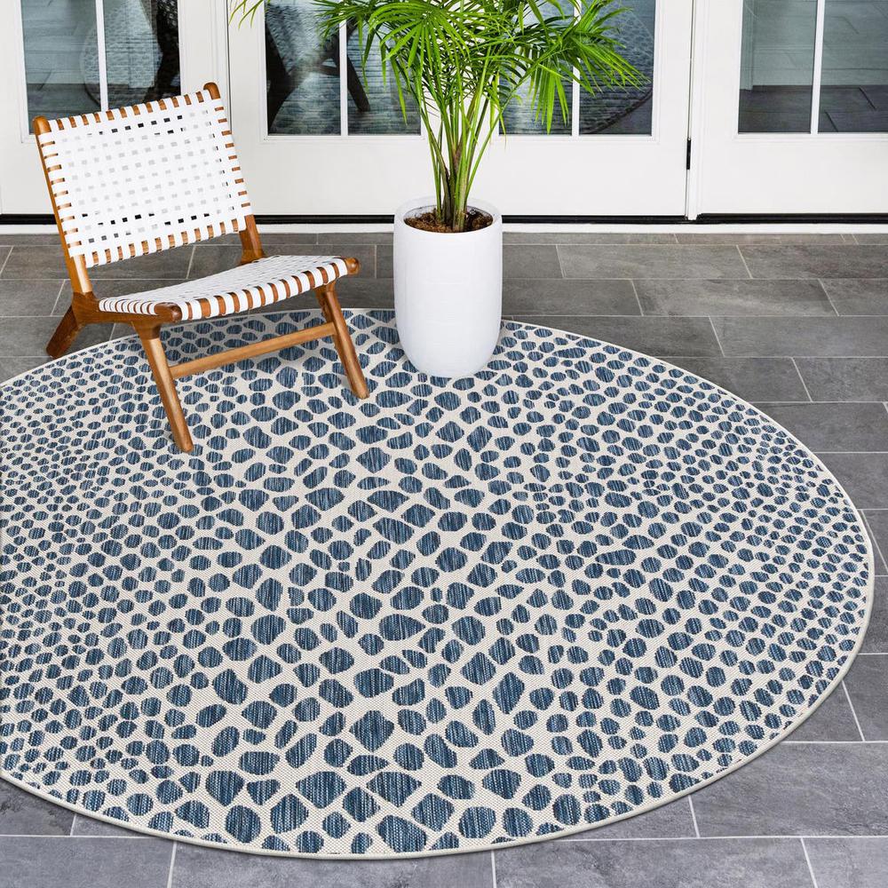 Jill Zarin Outdoor Cape Town Area Rug 13' 0" x 13' 0", Round Blue. Picture 2