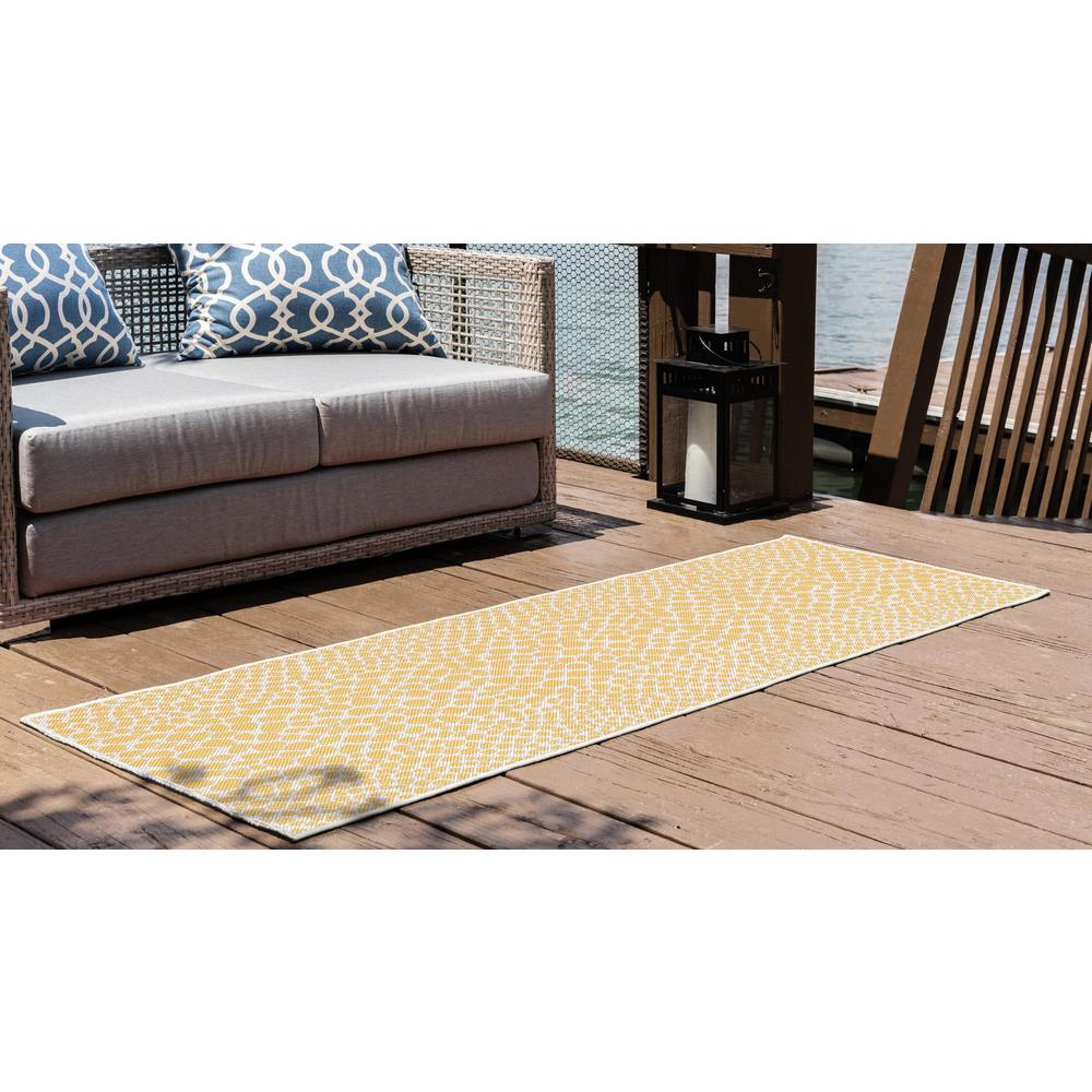 Jill Zarin Outdoor Cape Town Area Rug 2' 0" x 6' 0", Runner Yellow Ivory. Picture 3