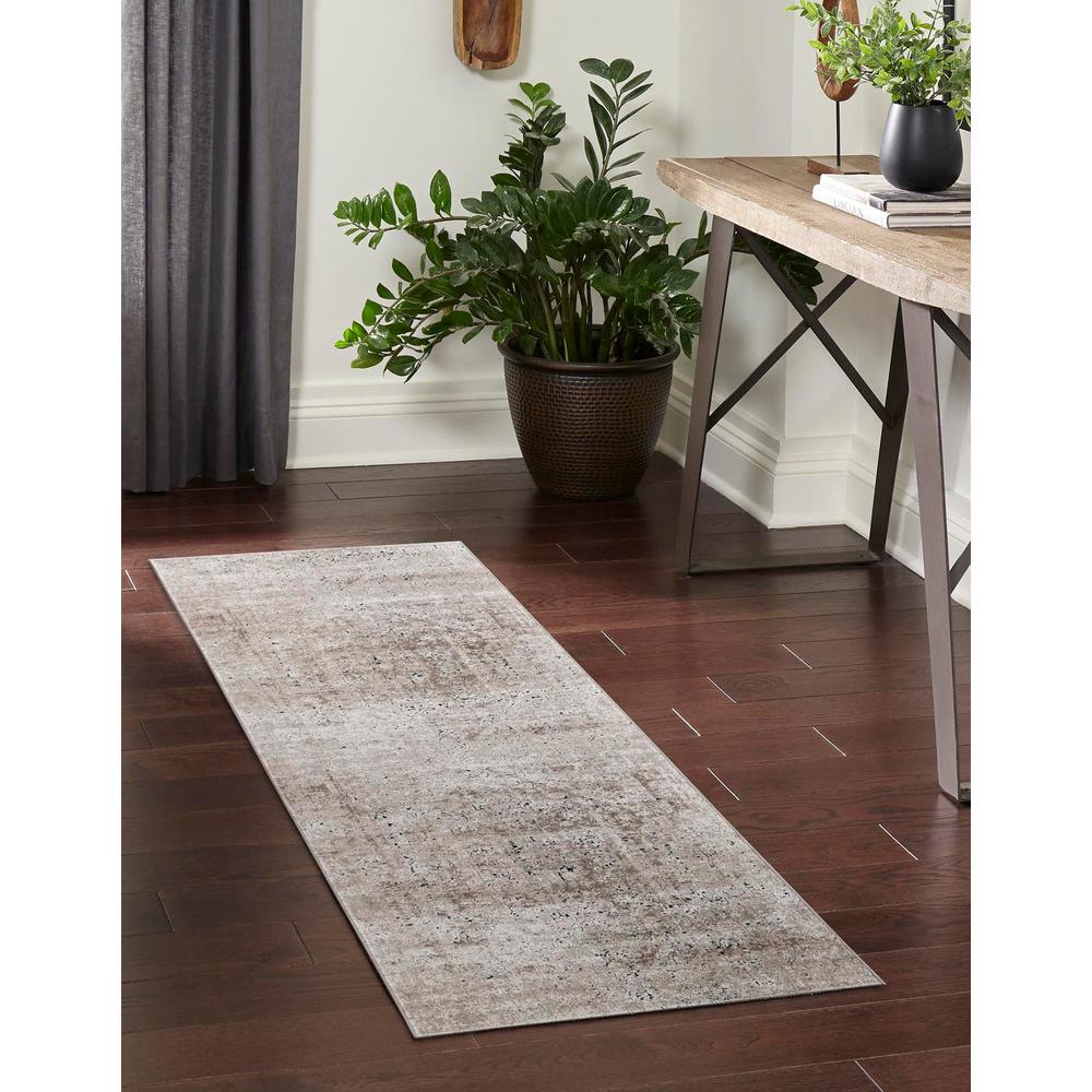 Chateau Quincy Area Rug 2' 7" x 10' 0", Runner Beige. Picture 2