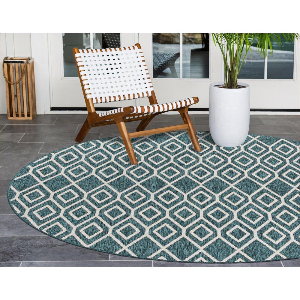 Jill Zarin Outdoor Turks and Caicos Area Rug 6' 7" x 6' 7", Round Teal. Picture 3