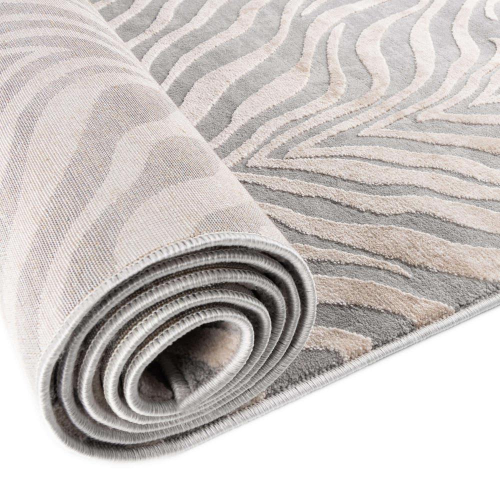 Finsbury Meghan Area Rug 5' 3" x 8' 0", Rectangular Gray and Ivory. Picture 4