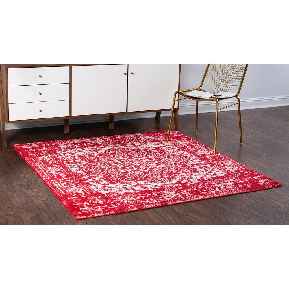 Unique Loom 5 Ft Square Rug in Red (3150432). Picture 3