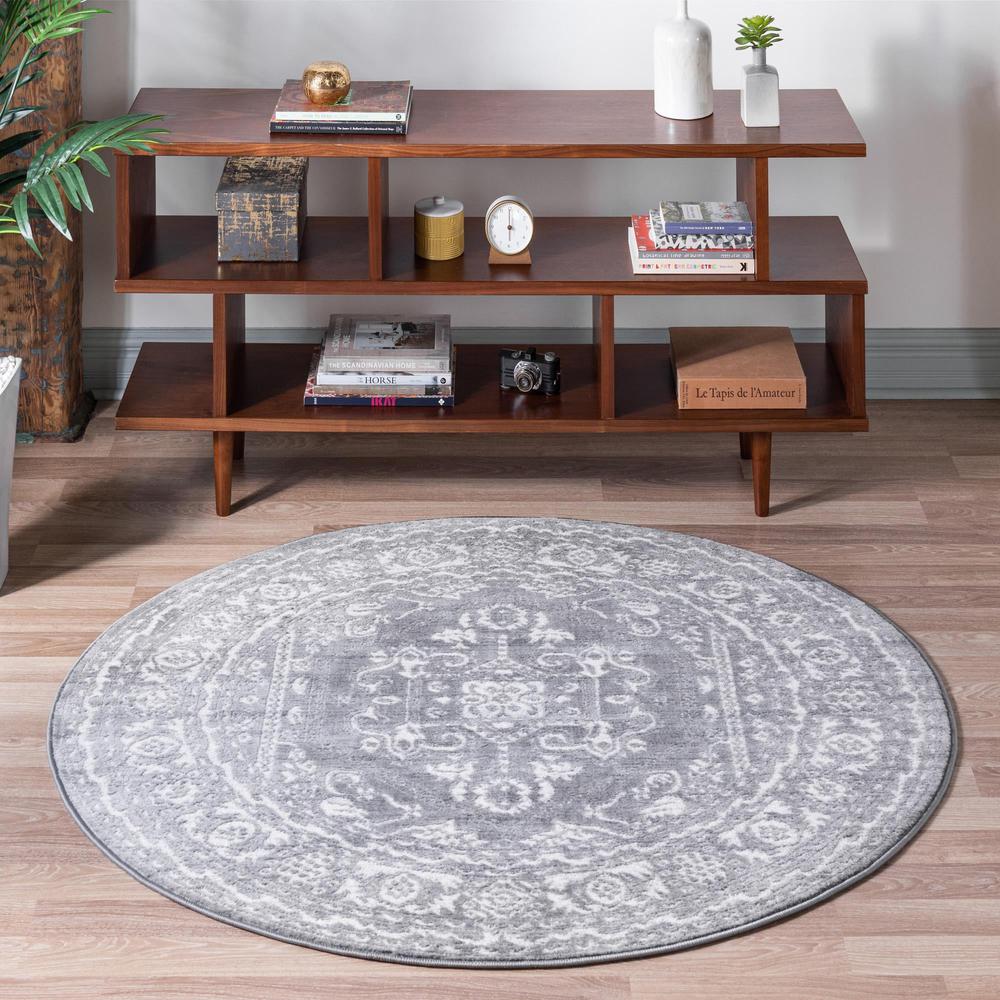 Unique Loom 5 Ft Round Rug in Gray (3150657). Picture 2