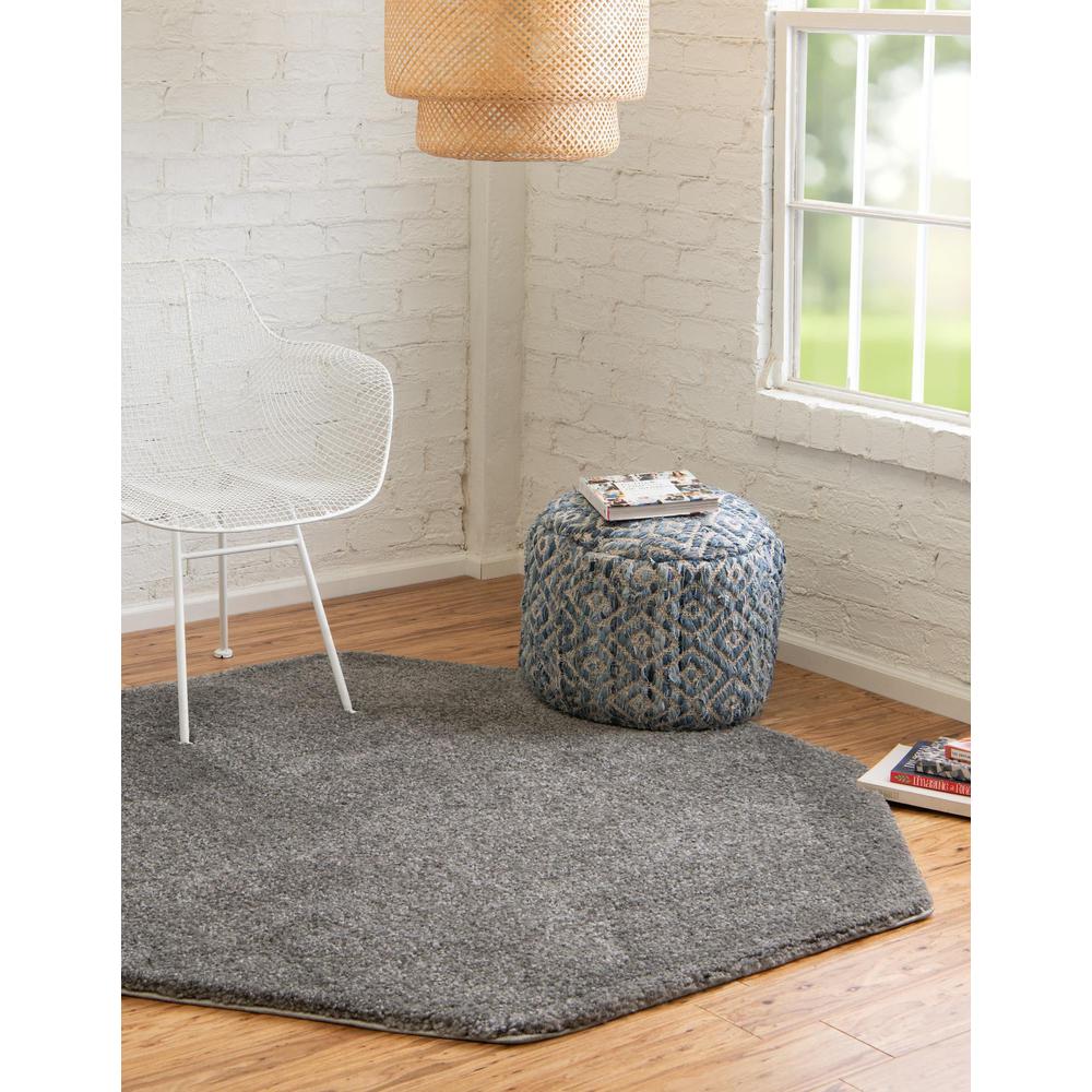 Unique Loom 8 Ft Octagon Rug in Gray (3152899). Picture 3