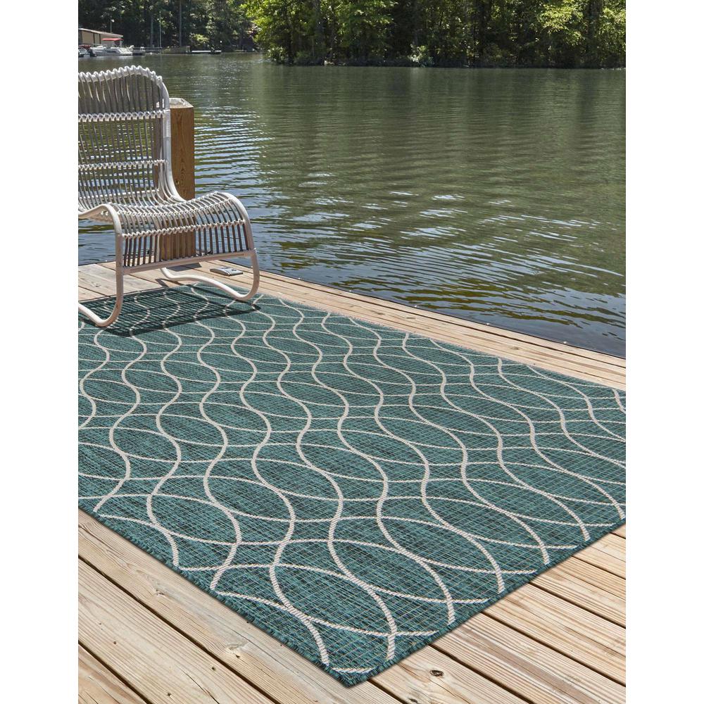 Outdoor Trellis Collection, Area Rug, Teal, 5' 3" x 7' 10", Rectangular. Picture 3