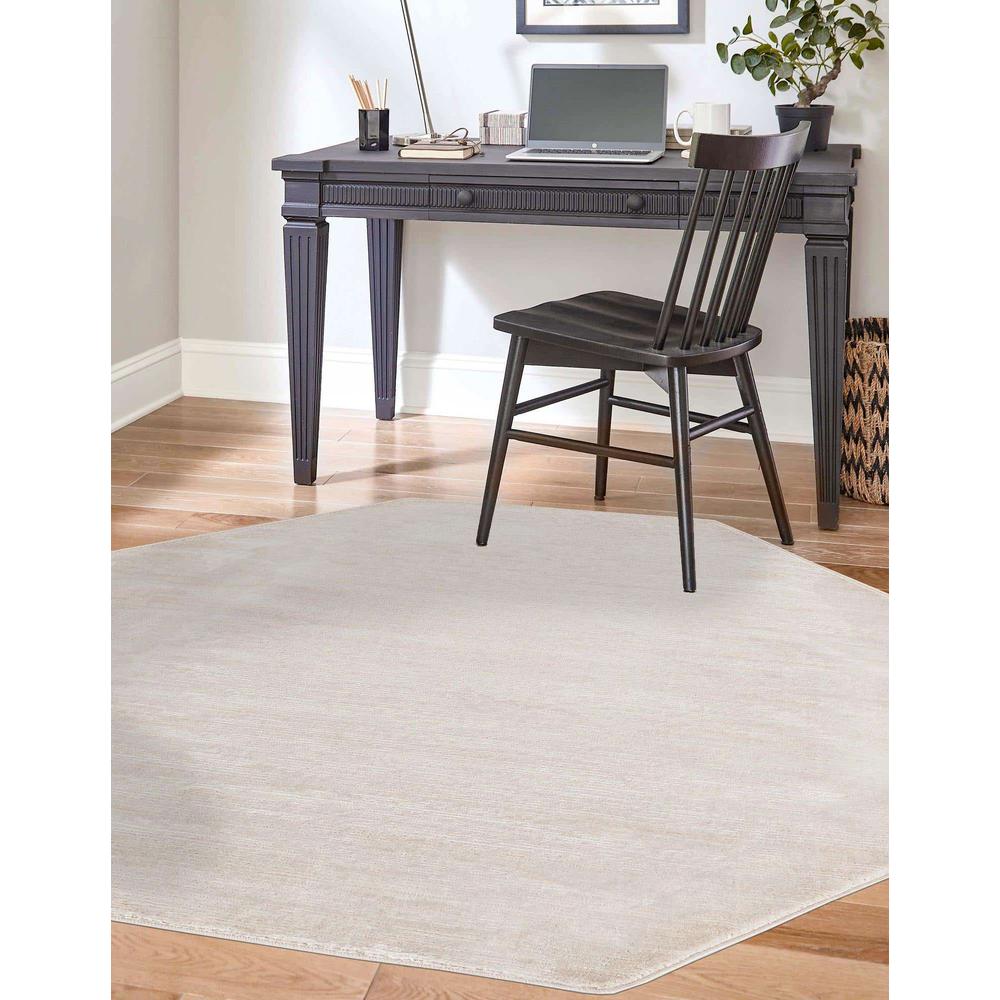 Finsbury Kate Area Rug 5' 3" x 5' 3", Octagon Ivory. Picture 3