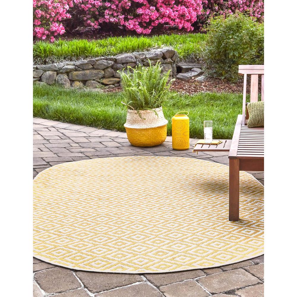 Jill Zarin Outdoor Costa Rica Area Rug 5' 3" x 8' 0", Oval Yellow Ivory. Picture 3