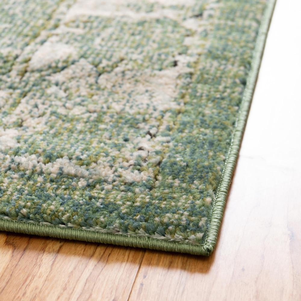 Unique Loom 5 Ft Square Rug in Green (3161859). Picture 5