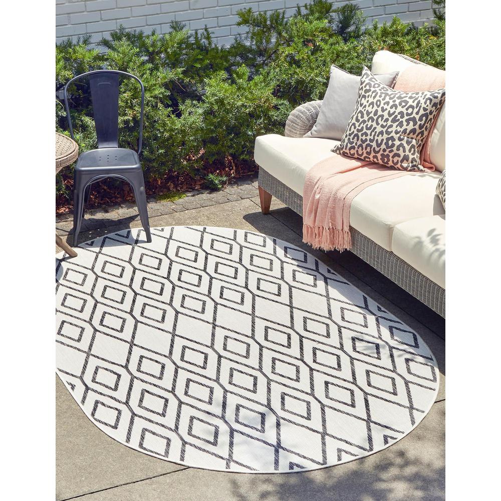 Jill Zarin Outdoor Turks and Caicos Area Rug 5' 3" x 8' 0", Oval Ivory. Picture 2