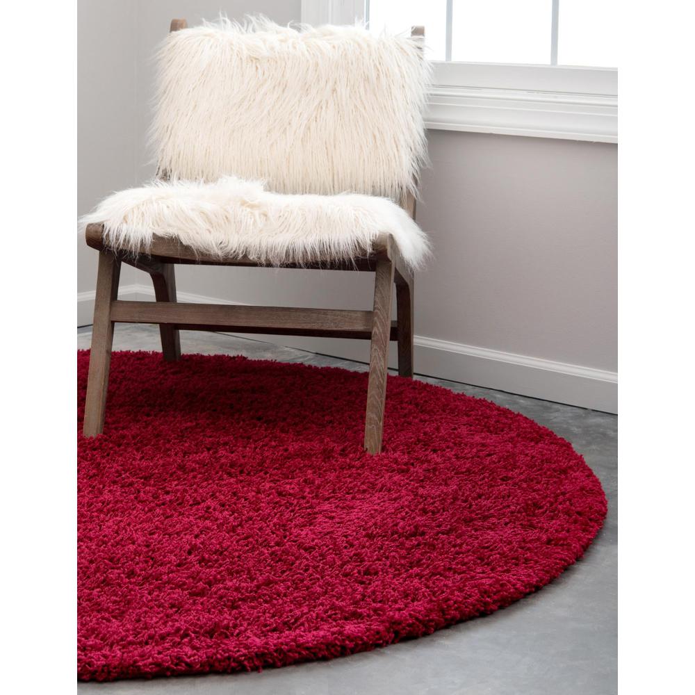 Unique Loom 4 Ft Round Rug in Cherry Red (3151392). Picture 4