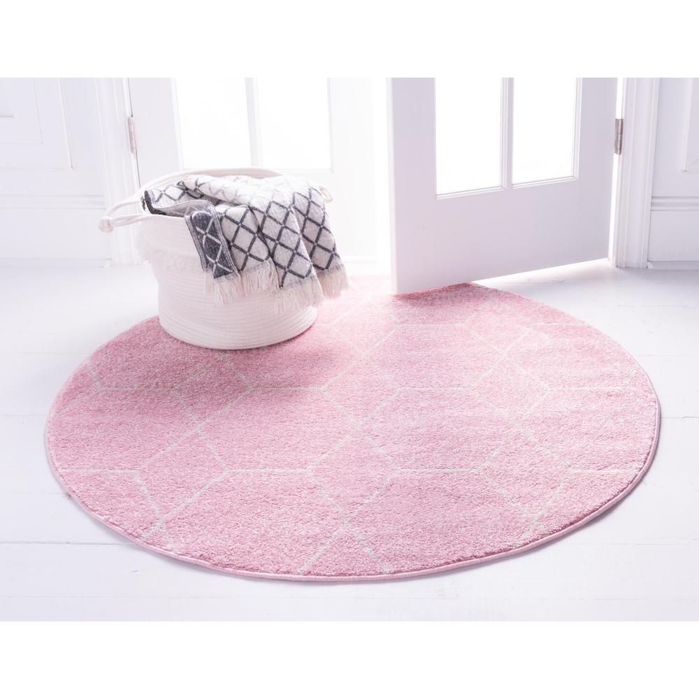 Unique Loom 6 Ft Round Rug in Light Pink (3151602). Picture 4