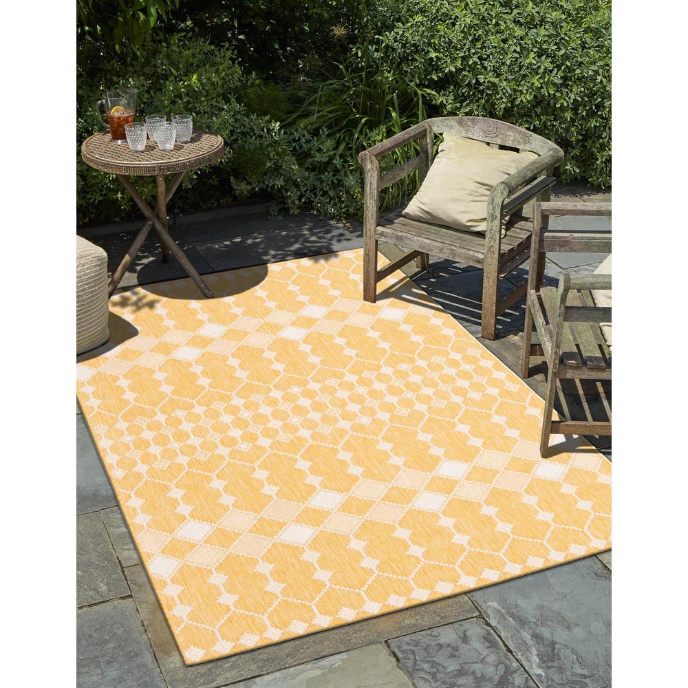 Outdoor Trellis Collection, Area Rug, Yellow, 5' 3" x 7' 10", Rectangular. Picture 2