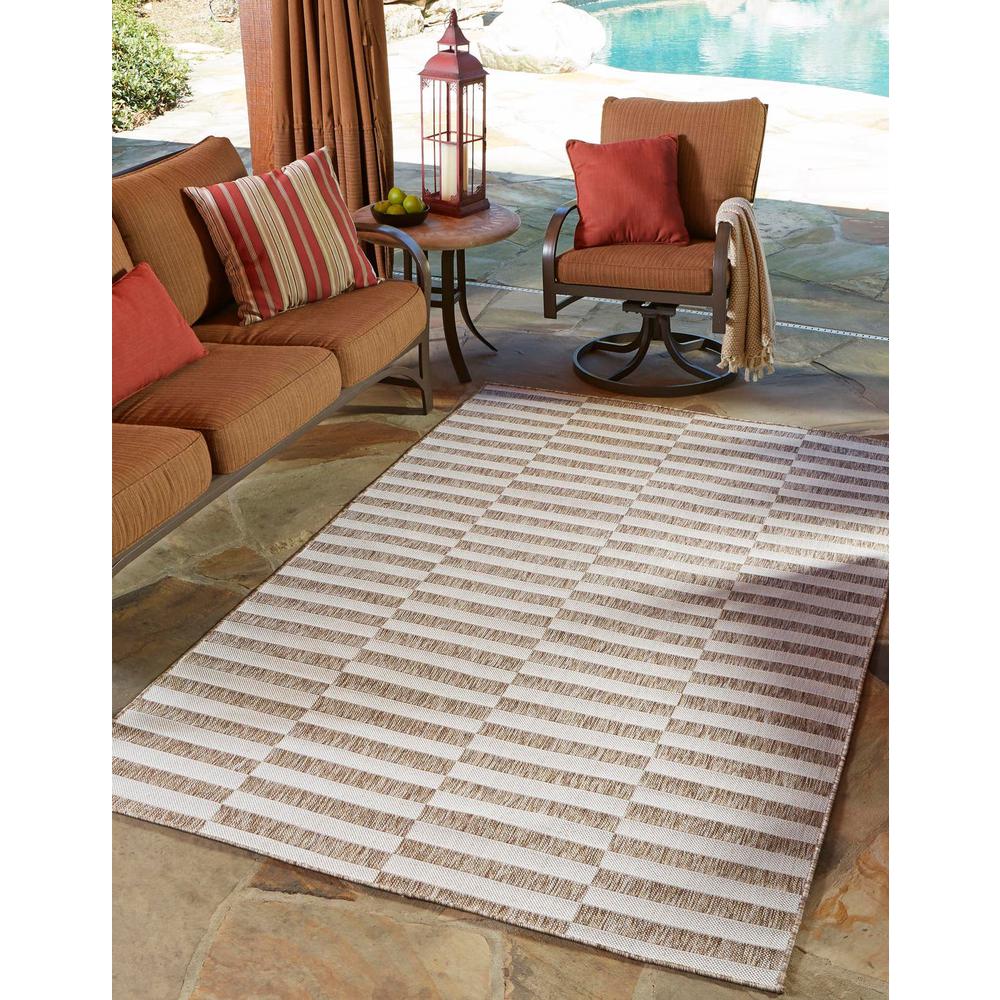 Outdoor Striped Rug, Light Brown/Ivory (4' 0 x 6' 0). Picture 1
