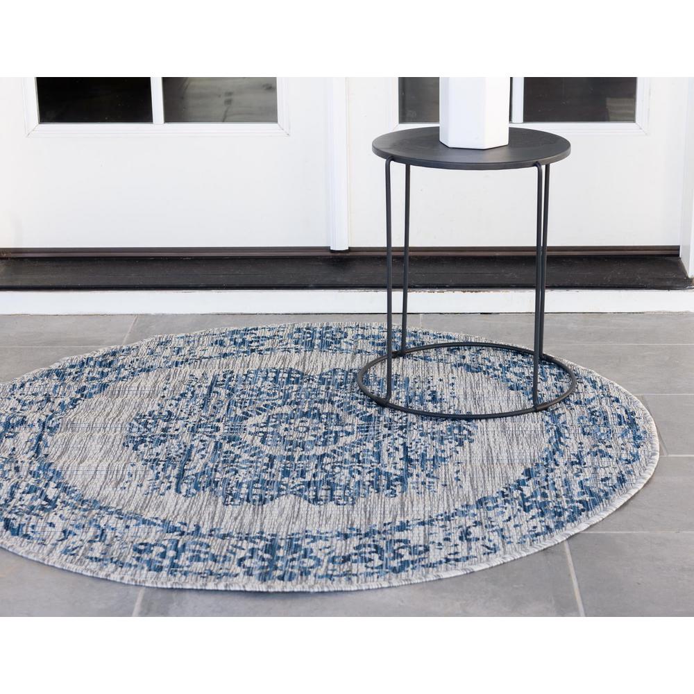 Unique Loom 3 Ft Round Rug in Blue (3159590). Picture 4
