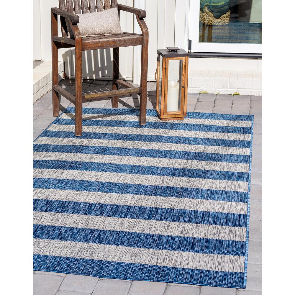 Outdoor Distressed Stripe Rug, Blue (7' 0 x 10' 0). Picture 2
