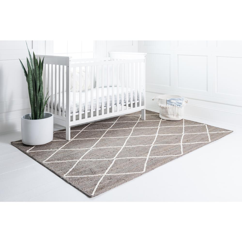 Trellis Braided Jute Rug, Gray/Ivory (5' 0 x 8' 0). Picture 3