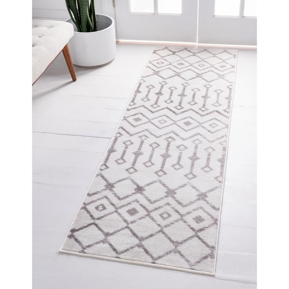 Moroccan Trellis Rug, Ivory/Gray (2' 6 x 8' 2). Picture 2