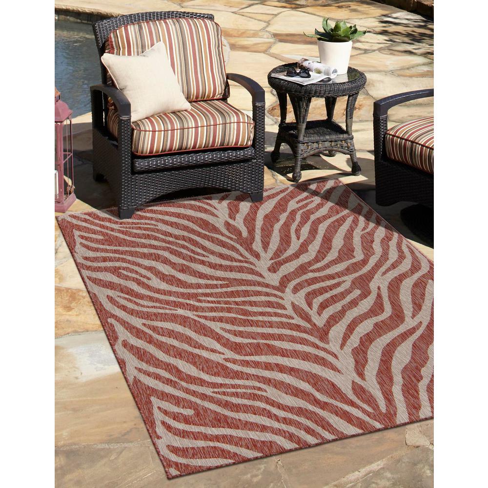 Outdoor Safari Collection, Area Rug, Rust Red, 5' 3" x 7' 10", Rectangular. Picture 2
