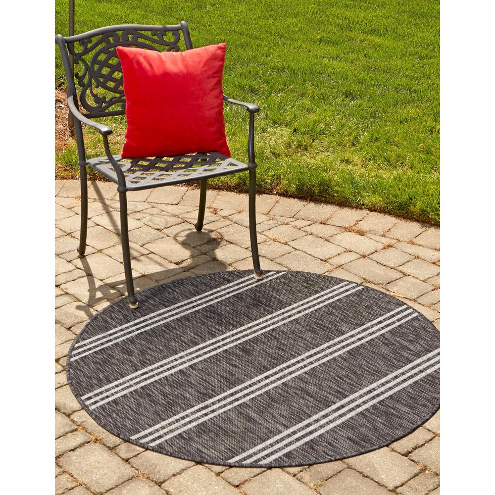Jill Zarin Outdoor Anguilla Area Rug 4' 0" x 4' 0", Round Charcoal. Picture 2