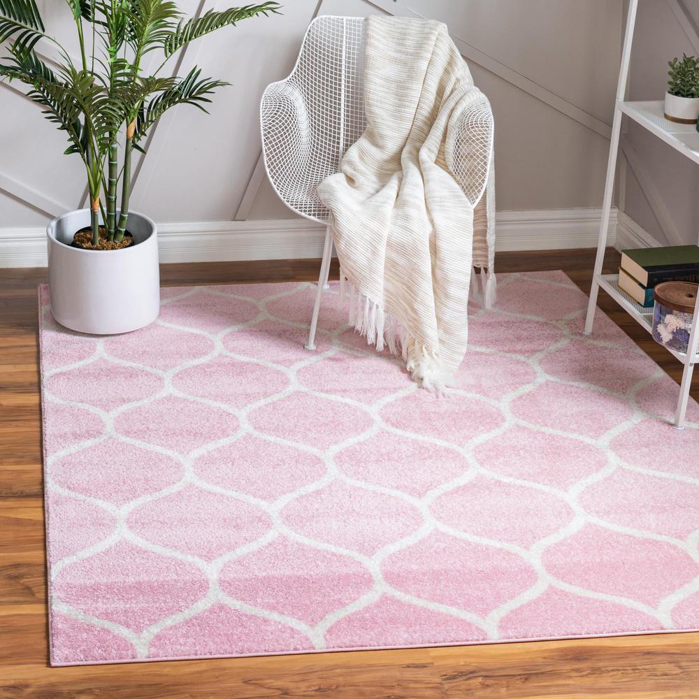 Unique Loom 5 Ft Square Rug in Pink (3151544). Picture 2
