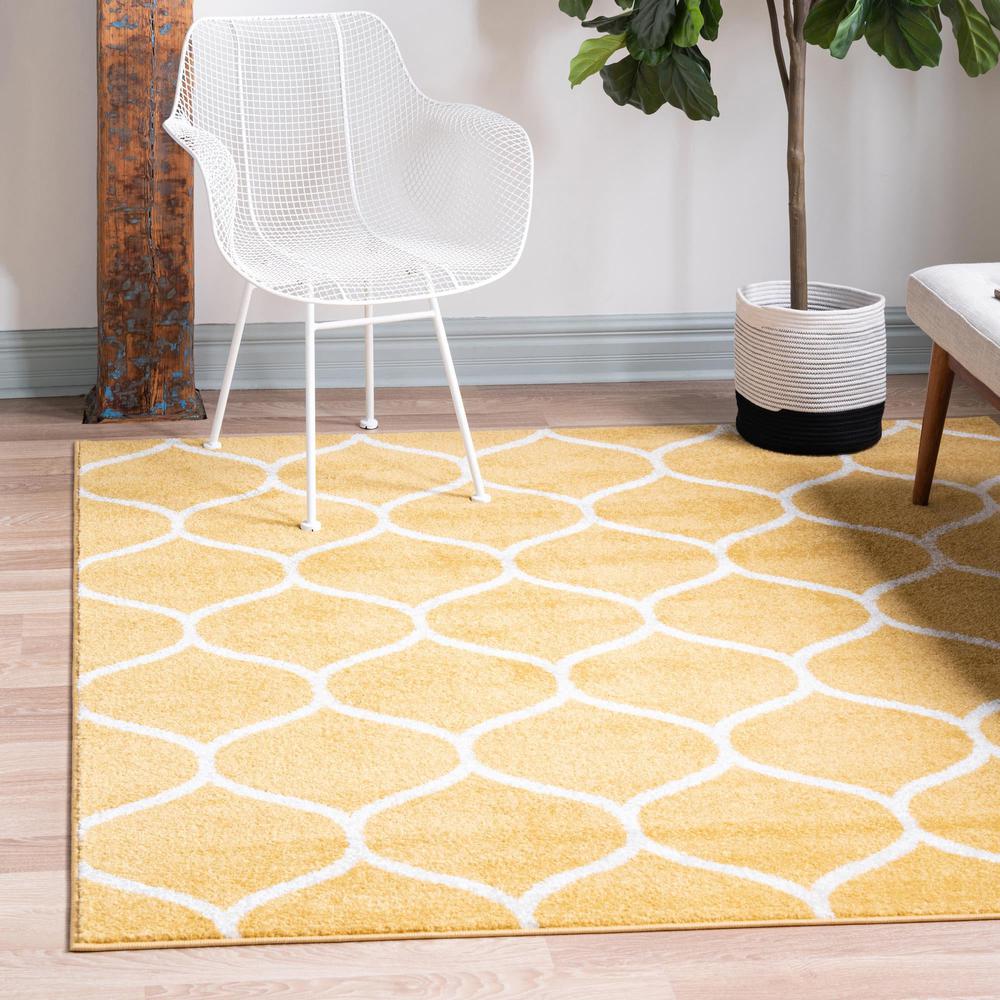 Unique Loom 5 Ft Square Rug in Yellow (3151672). Picture 2