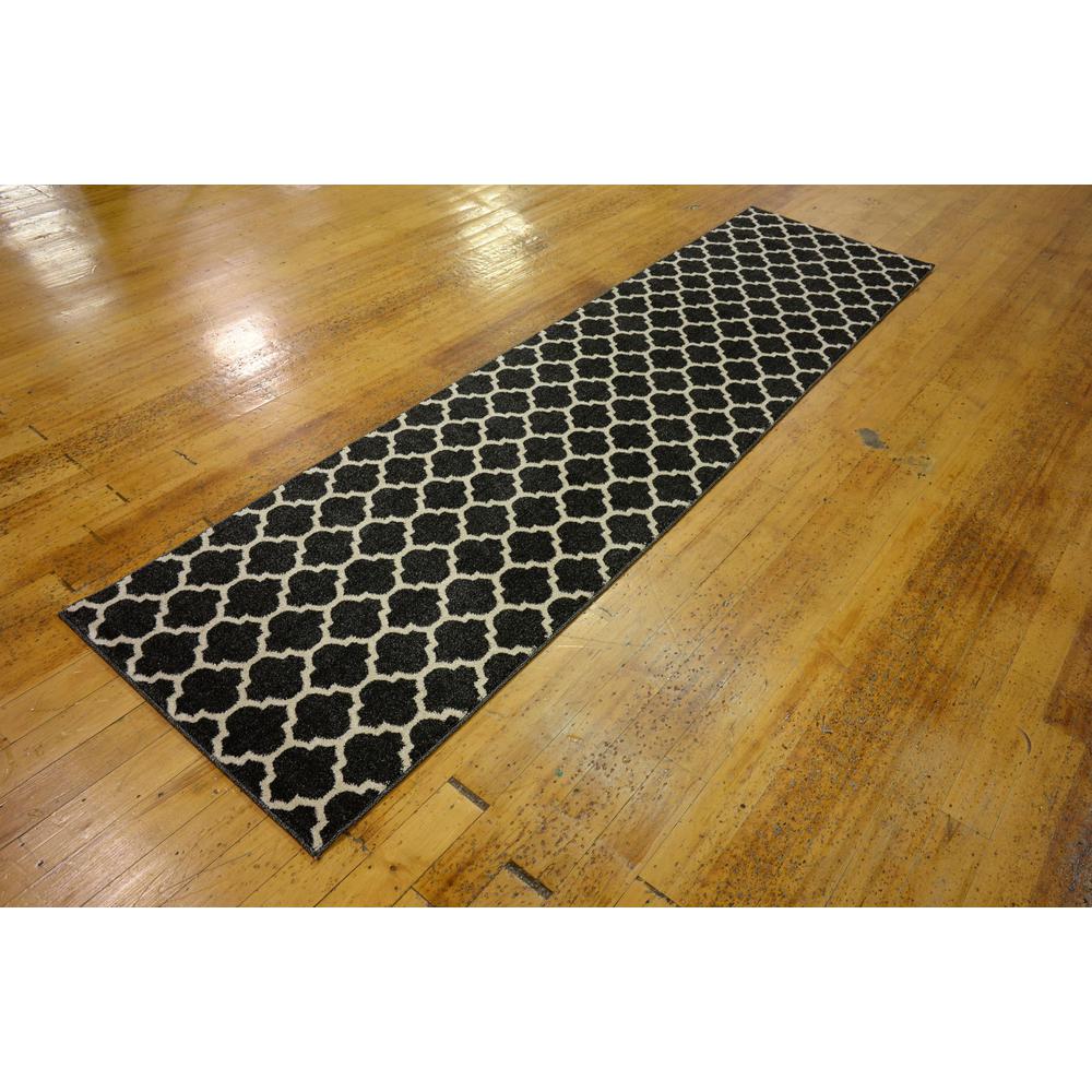 Philadelphia Trellis Rug, Black (2' 7 x 10' 0). Picture 5