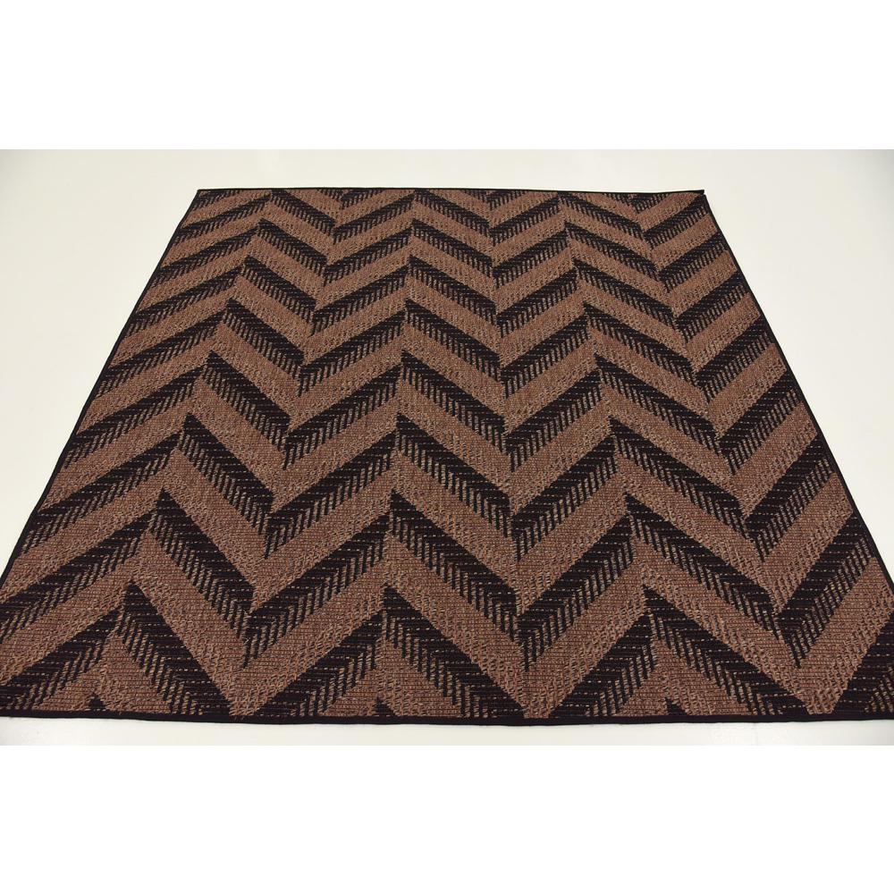 Outdoor Chevron Rug, Brown (6' 0 x 6' 0). Picture 4