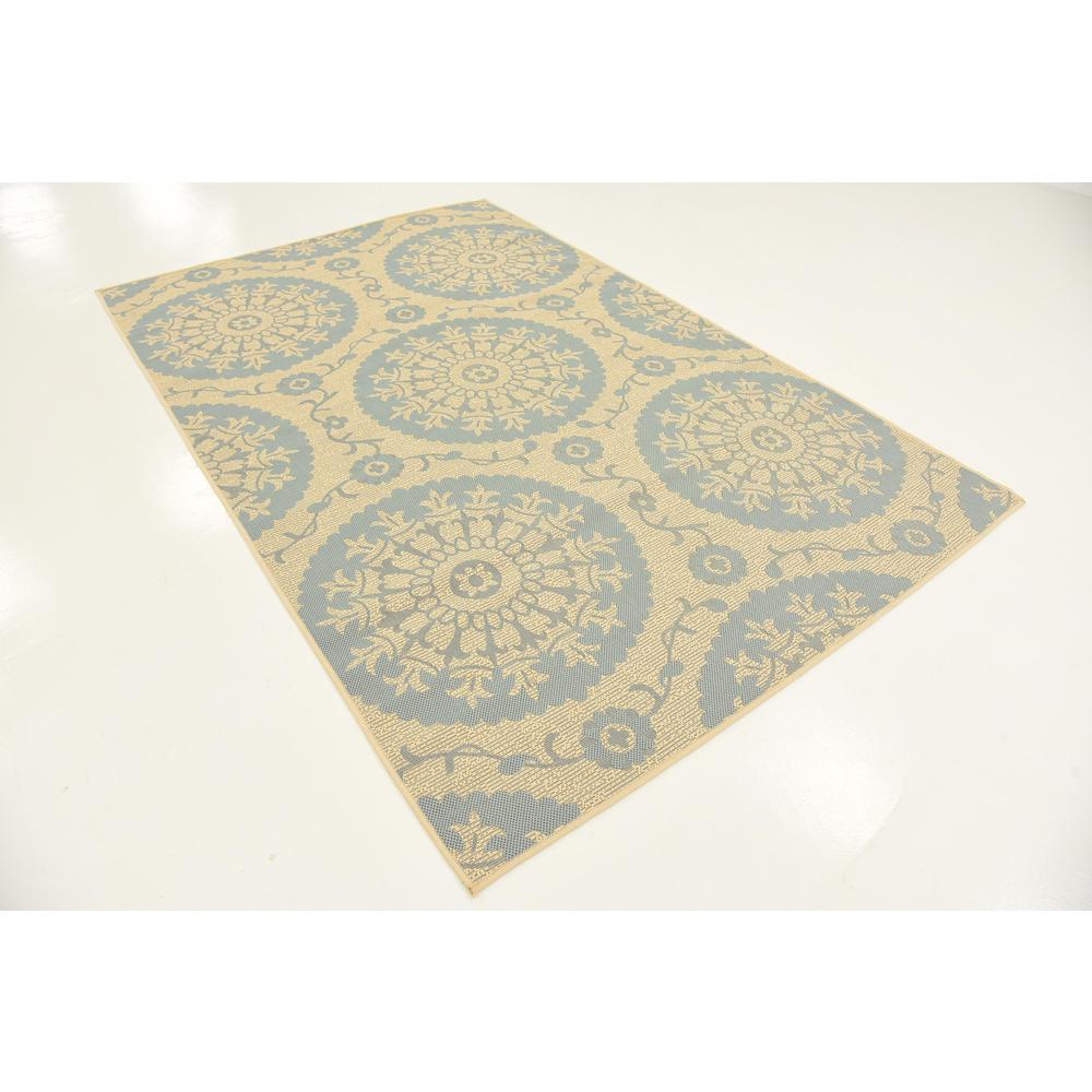 Outdoor Medallion Rug, Light Blue (5' 3 x 8' 0). Picture 4