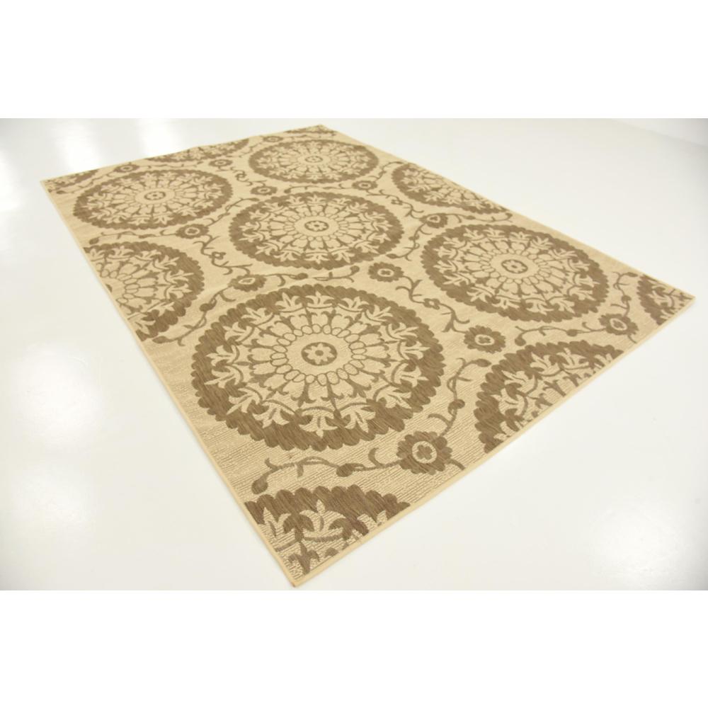 Outdoor Medallion Rug, Brown (7' 0 x 10' 0). Picture 3