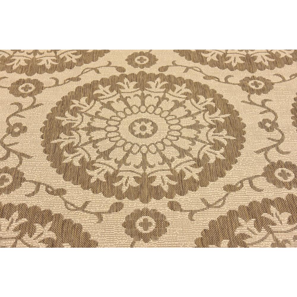 Outdoor Medallion Rug, Brown (6' 0 x 6' 0). Picture 5