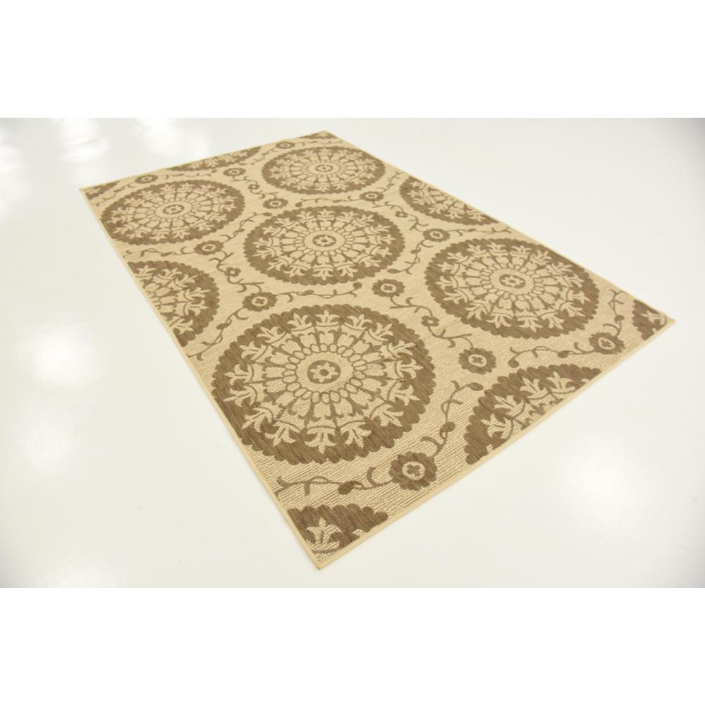 Outdoor Medallion Rug, Brown (5' 3 x 8' 0). Picture 4