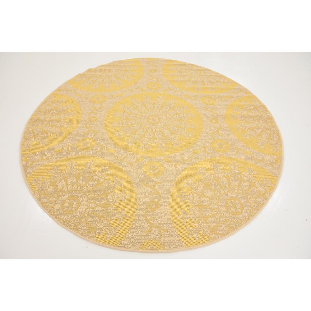 Outdoor Medallion Rug, Yellow (6' 0 x 6' 0). Picture 3