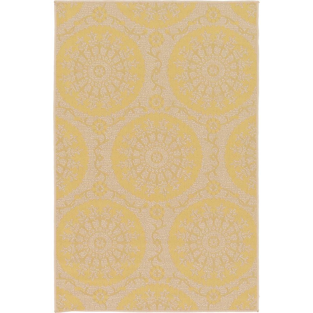 Outdoor Medallion Rug, Yellow (3' 3 x 5' 0). Picture 1