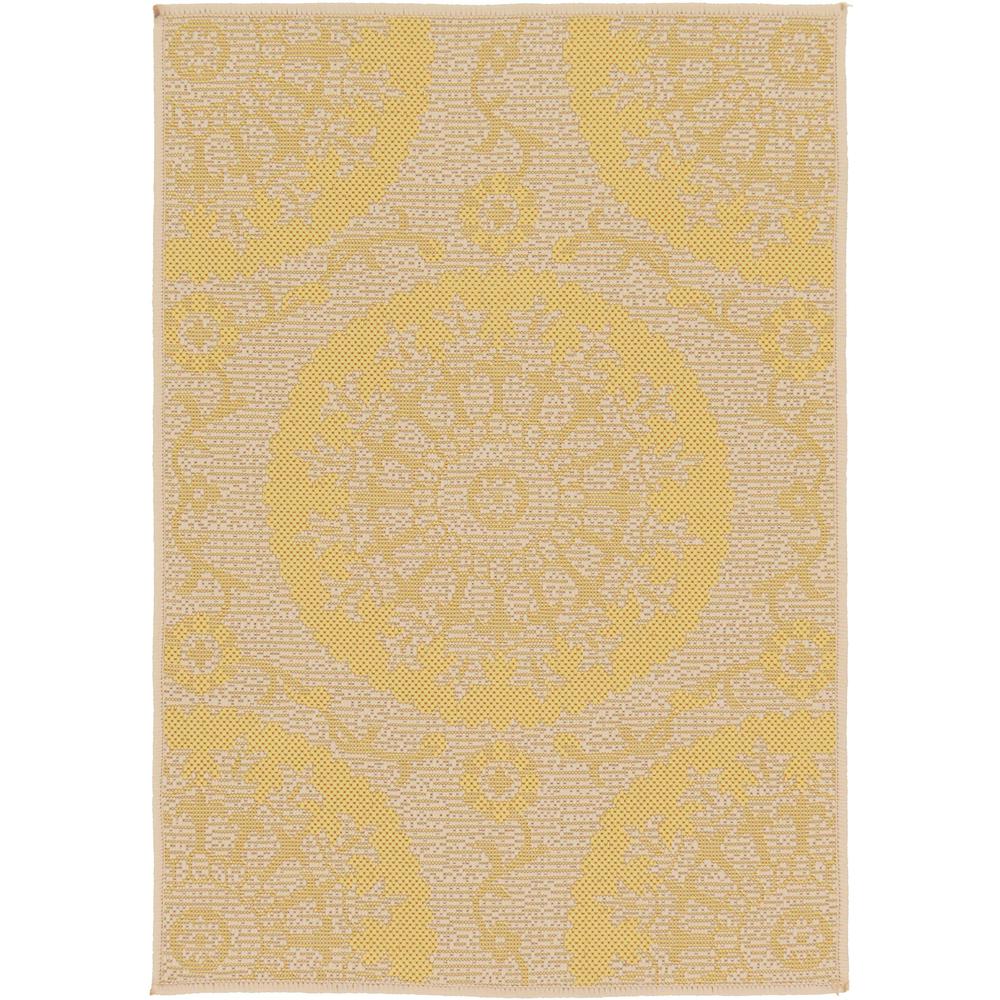 Outdoor Medallion Rug, Yellow (2' 2 x 3' 0). Picture 1