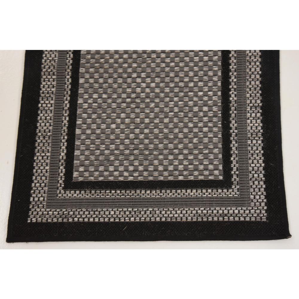 Outdoor Multi Border Rug, Gray (2' 2 x 6' 0). Picture 5