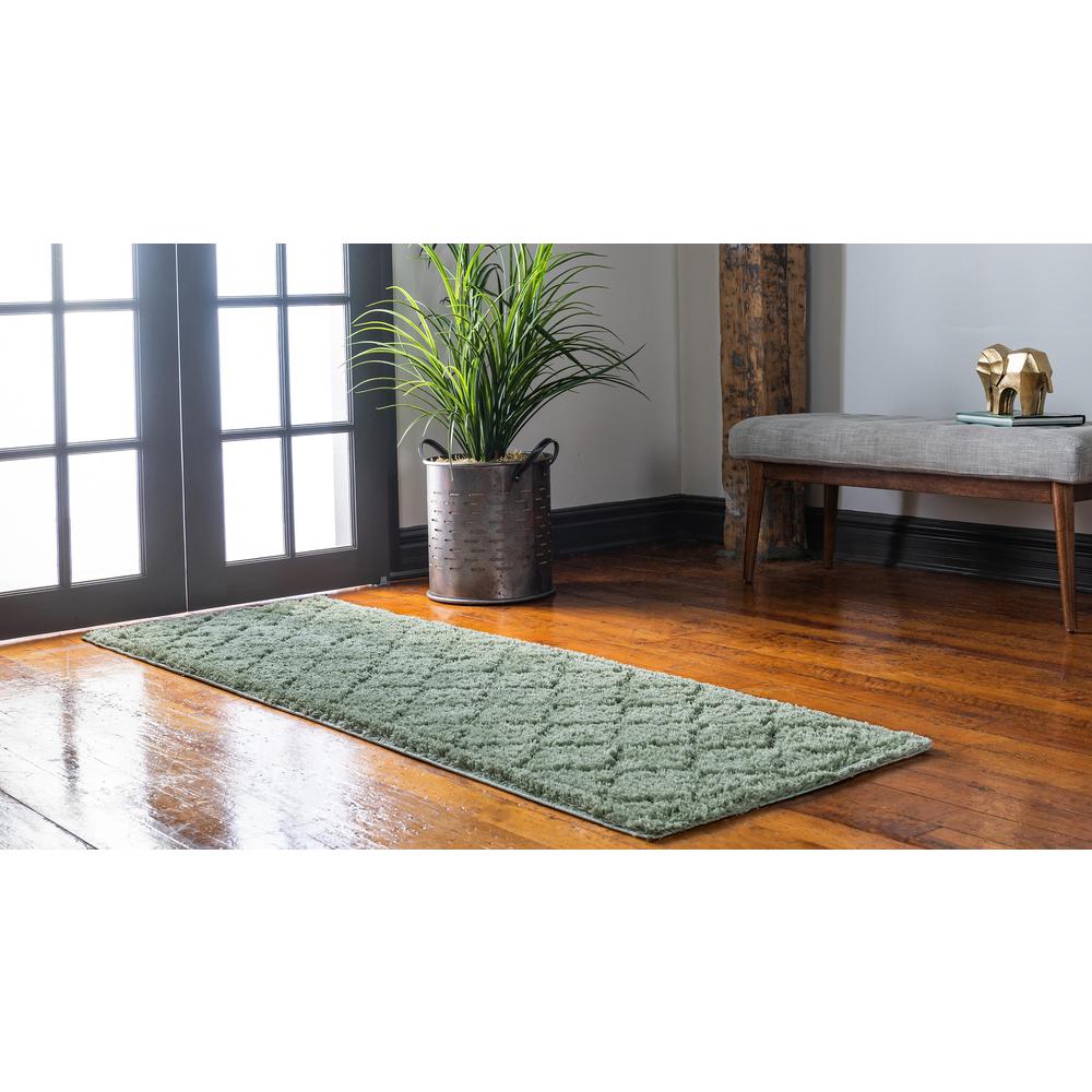 Traditional Trellis Shag Rug, Green (2' 7 x 10' 0). Picture 3
