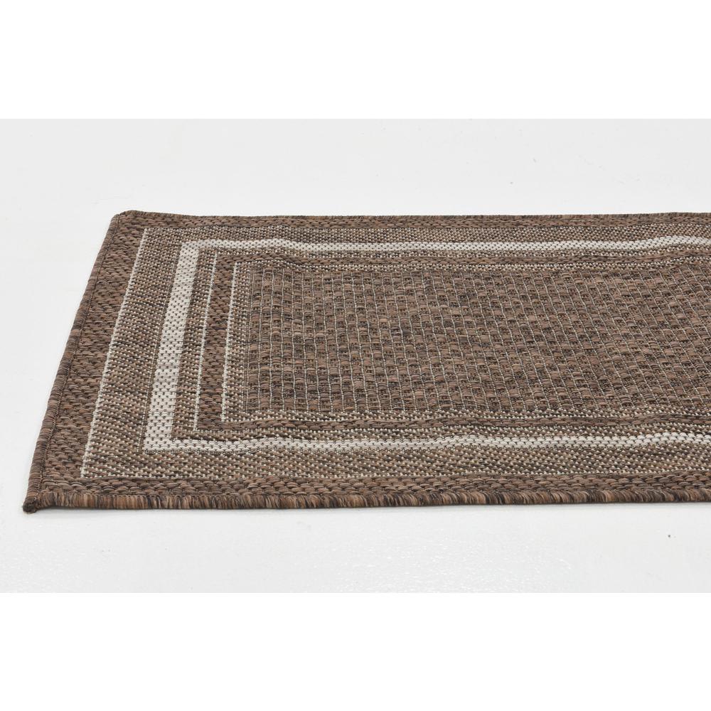 Outdoor Soft Border Rug, Brown (2' 0 x 6' 0). Picture 4