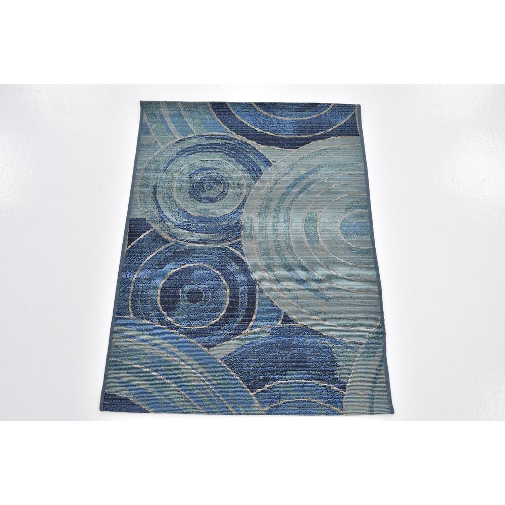Outdoor Rippling Rug, Light Blue (2' 2 x 3' 0). Picture 4